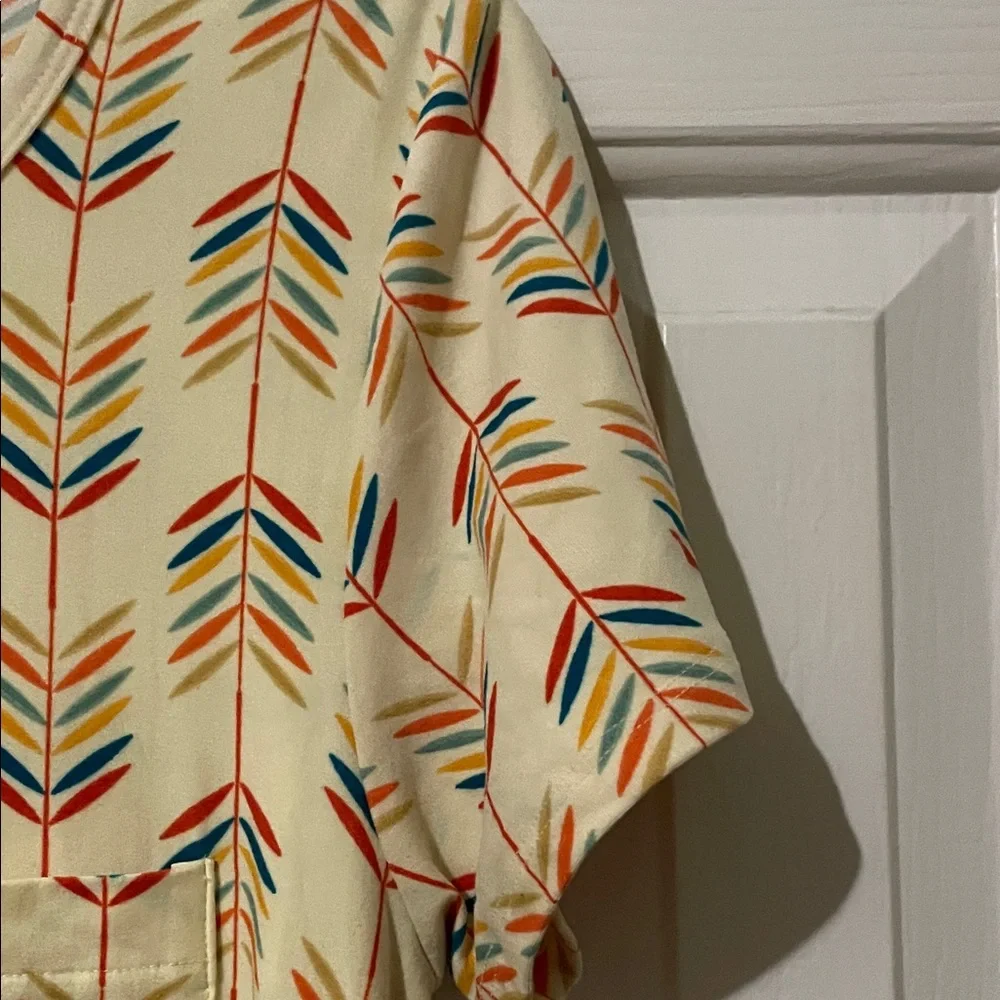 LuLaRoe Cream High Low Dress with Red and Blue Pattern - Picture 6 of 14